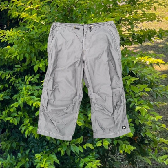 Nike ACG shorts - Picture 2 of 8